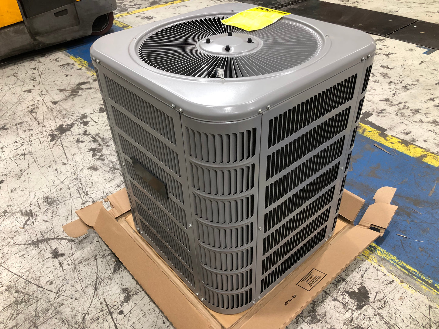 1.5 Ton Split-System Air Conditioner 208-230/60/1 R-410A 14 Seer