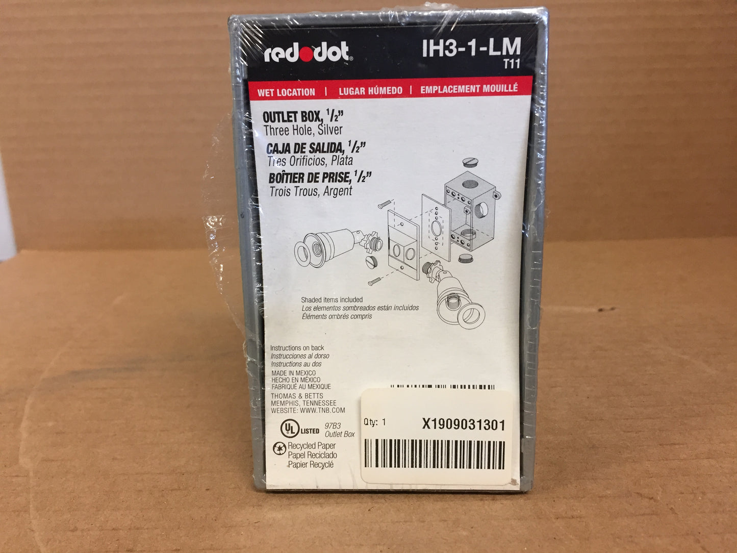 Caja de salida de 3 orificios