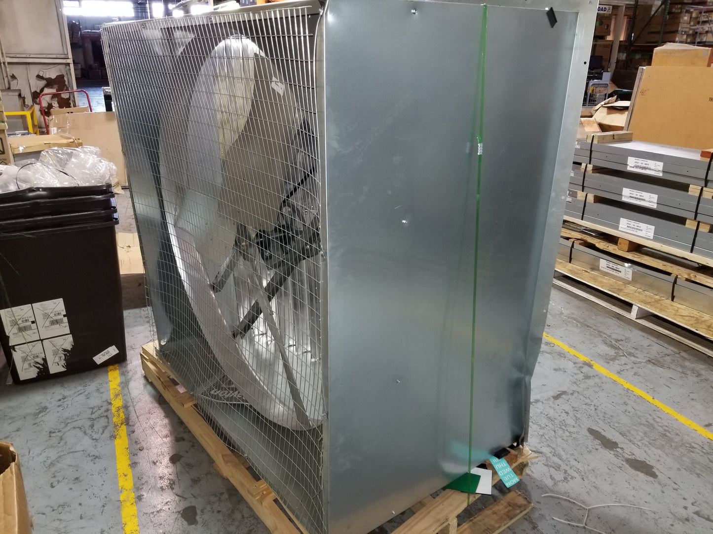 54In 115/230V Slant-Wall, Belt-Drive Agricultural Exhaust Fan, 1Hp