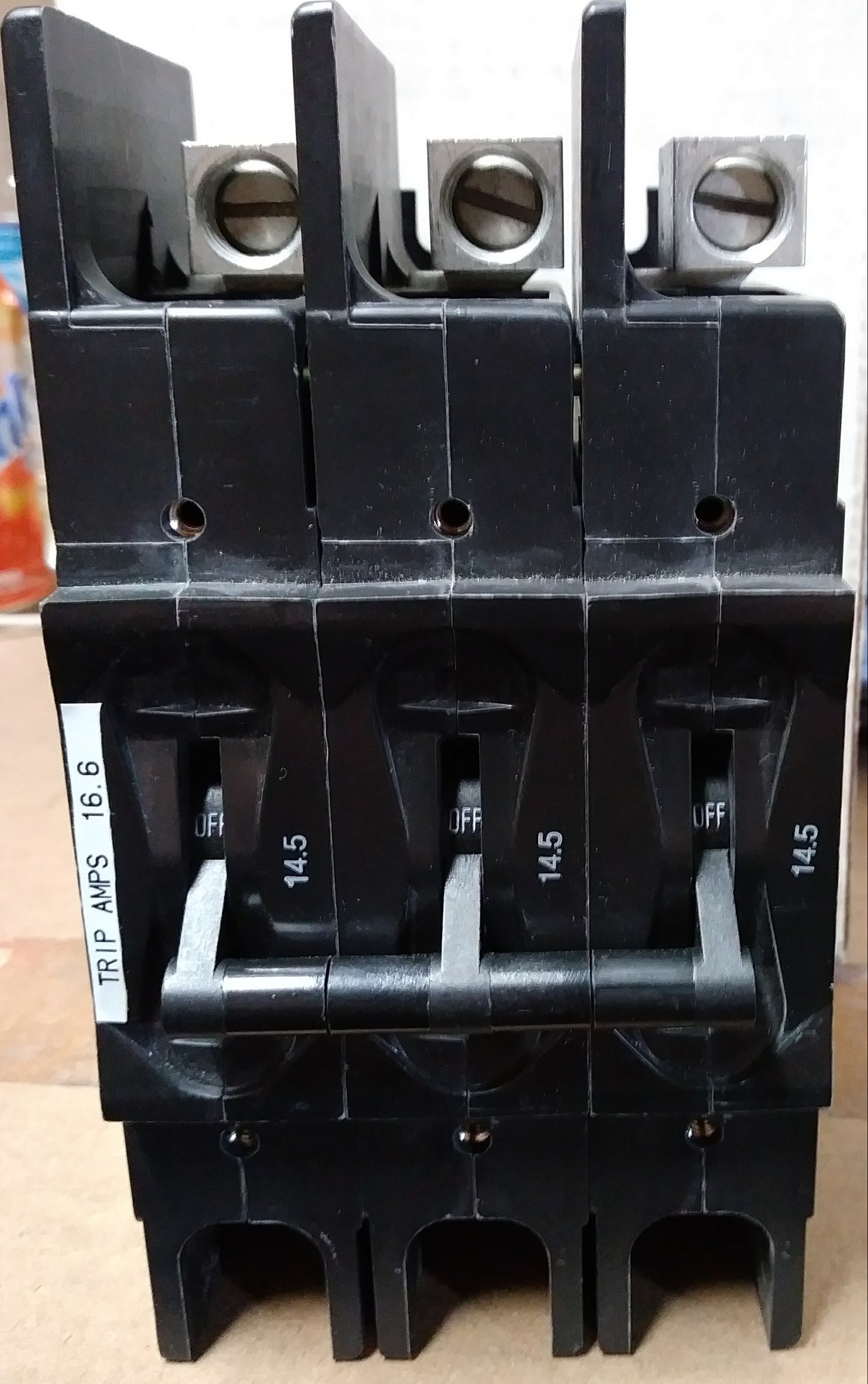 3 polos 145 A 219 Serie multipolar Hid Mag Cir Protect/Para aplicación de control de motor manual 480/50-60/1 o 3