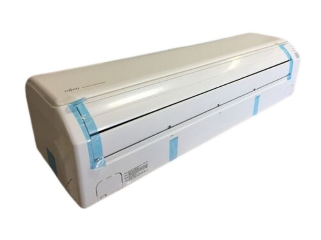 24,000 BTU Wall Indoor Unit for Heat-Recovery/Heat-Pump Airstage VRF System, 208-230/60/1 R410A