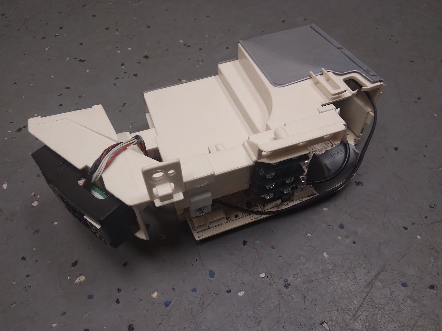 Conjunto de subplaca de circuito impreso de caja electrónica