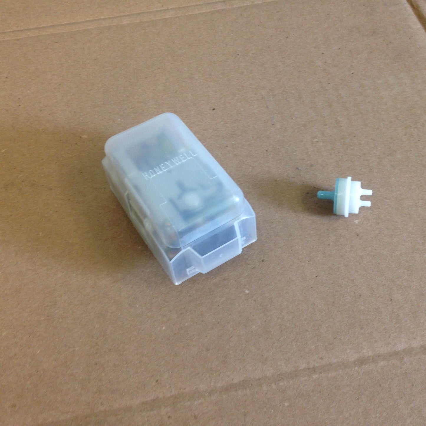 Pnuematic Space Humidity Sensor