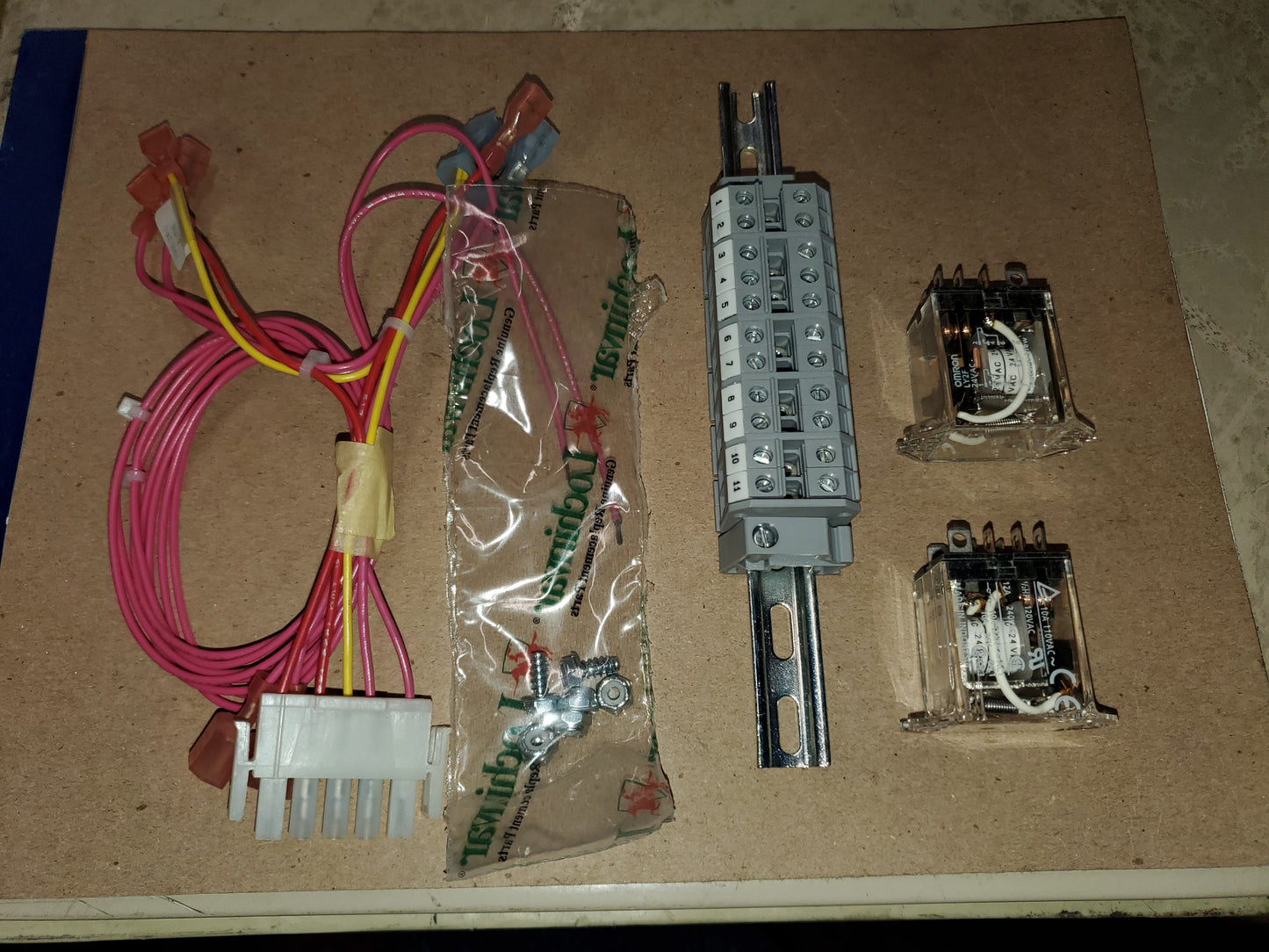 Runtime Monitoring for Models: 990,000-2,070,000 BTU/Hr