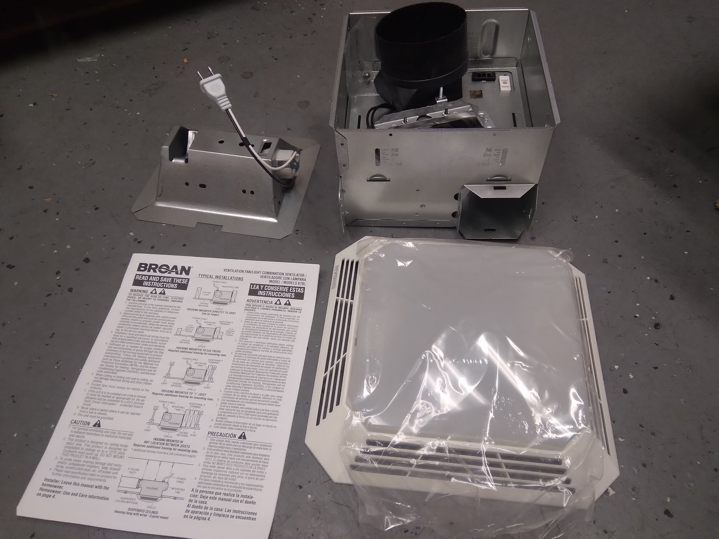 Ventilation Fan with Light, 120/60/1 Amps 0.4 CFM 70 Sones 3.5