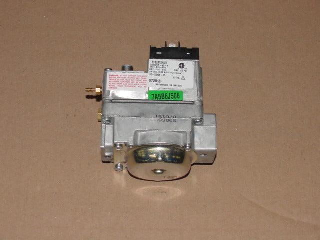 24 Volt 1/2" X 1/2" Hot Surface Ignition Natural Gas Valve