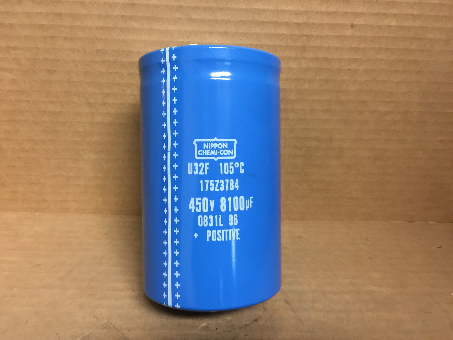 8100 UF x 450V U32F Capacitor