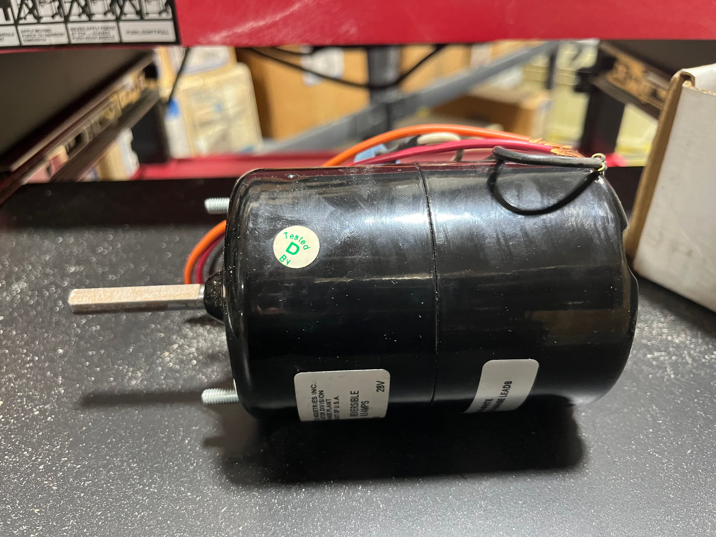13.5 Volt DC Motor 9.5 Amps 2300 RPM