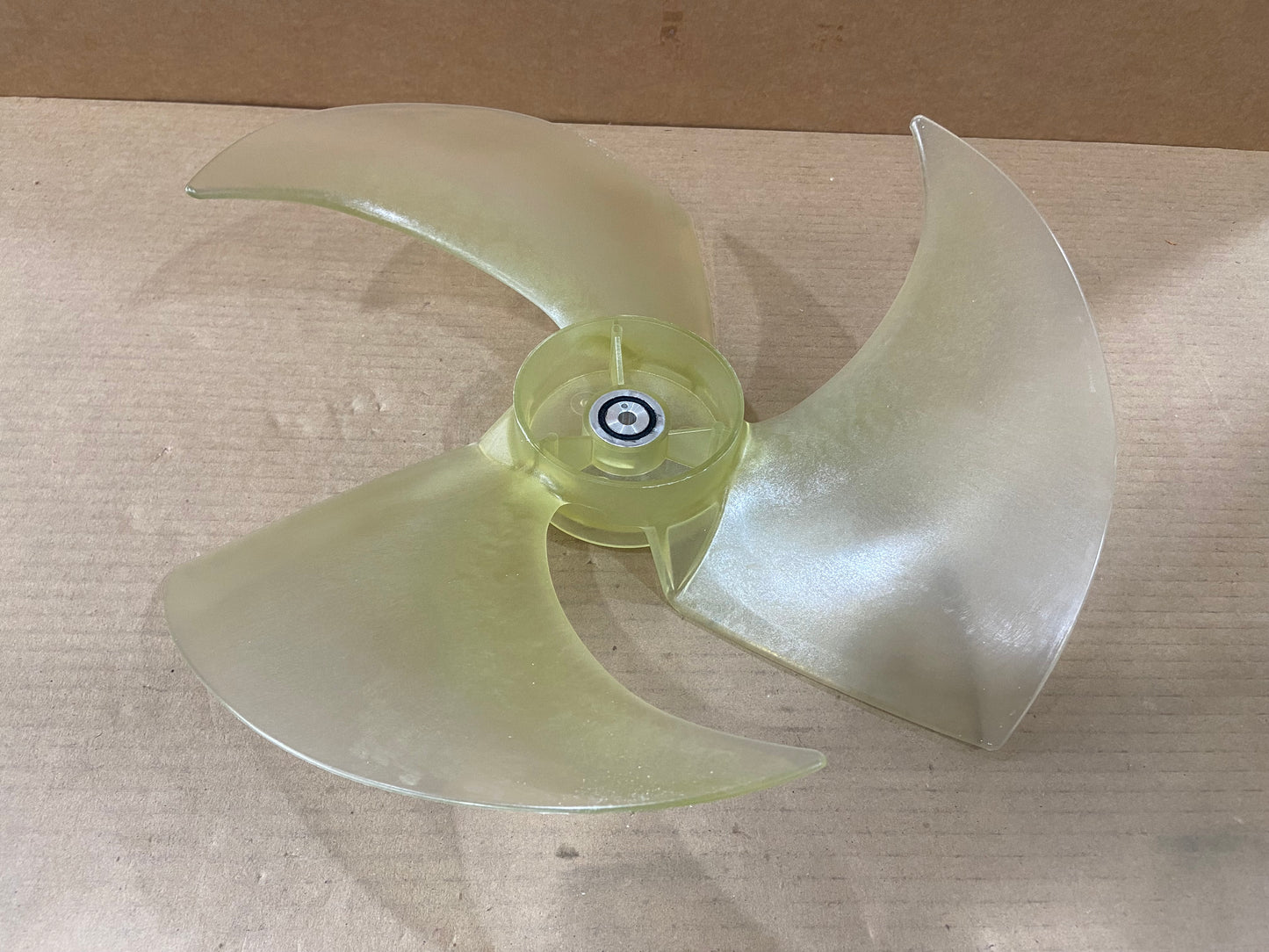 3-Blade Axial Flow Fan; 16" Diameter, 1/4" Bore