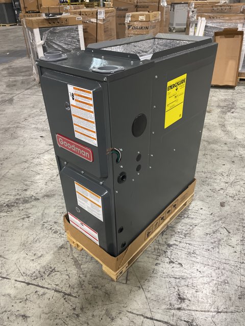 30,000 BTU Two-Stage Upflow/Horizontal ECM Multi Speed Gas Furnace 96% AFUE 115/60/1 CFM: 1200