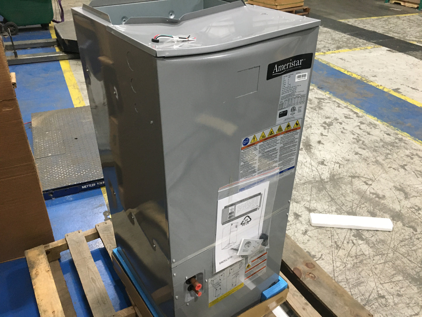 3.5 Ton AC/HP Multiposition Fancoil, 13 SEER 208-230/60/1 R-410A CFM:1700