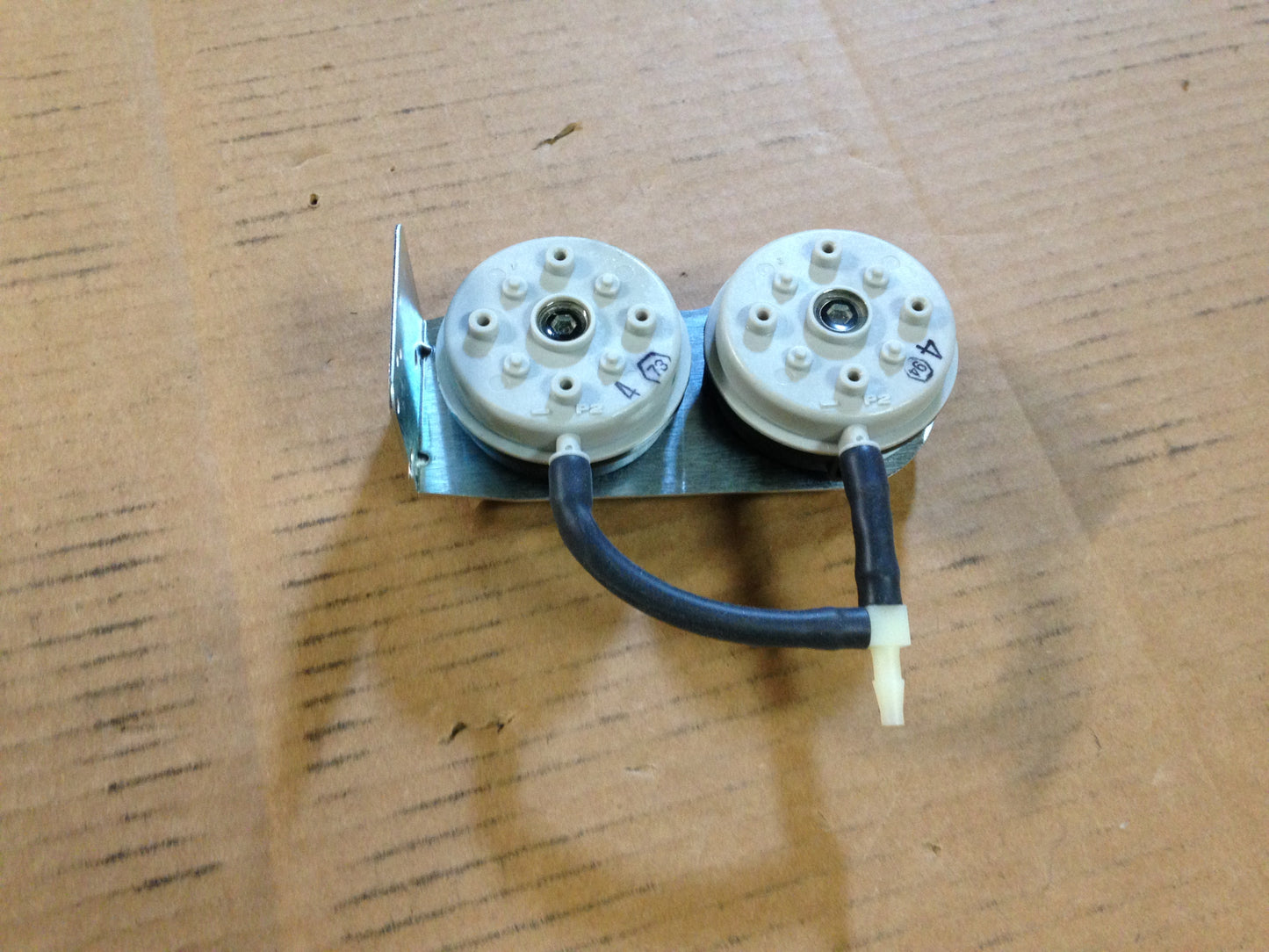 Dual Pressure Switch Assembly