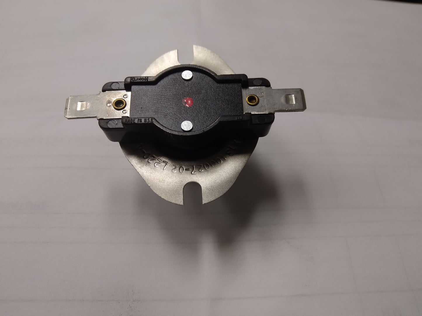 Limit Switch L220-40F 220F Open, 180F Closed