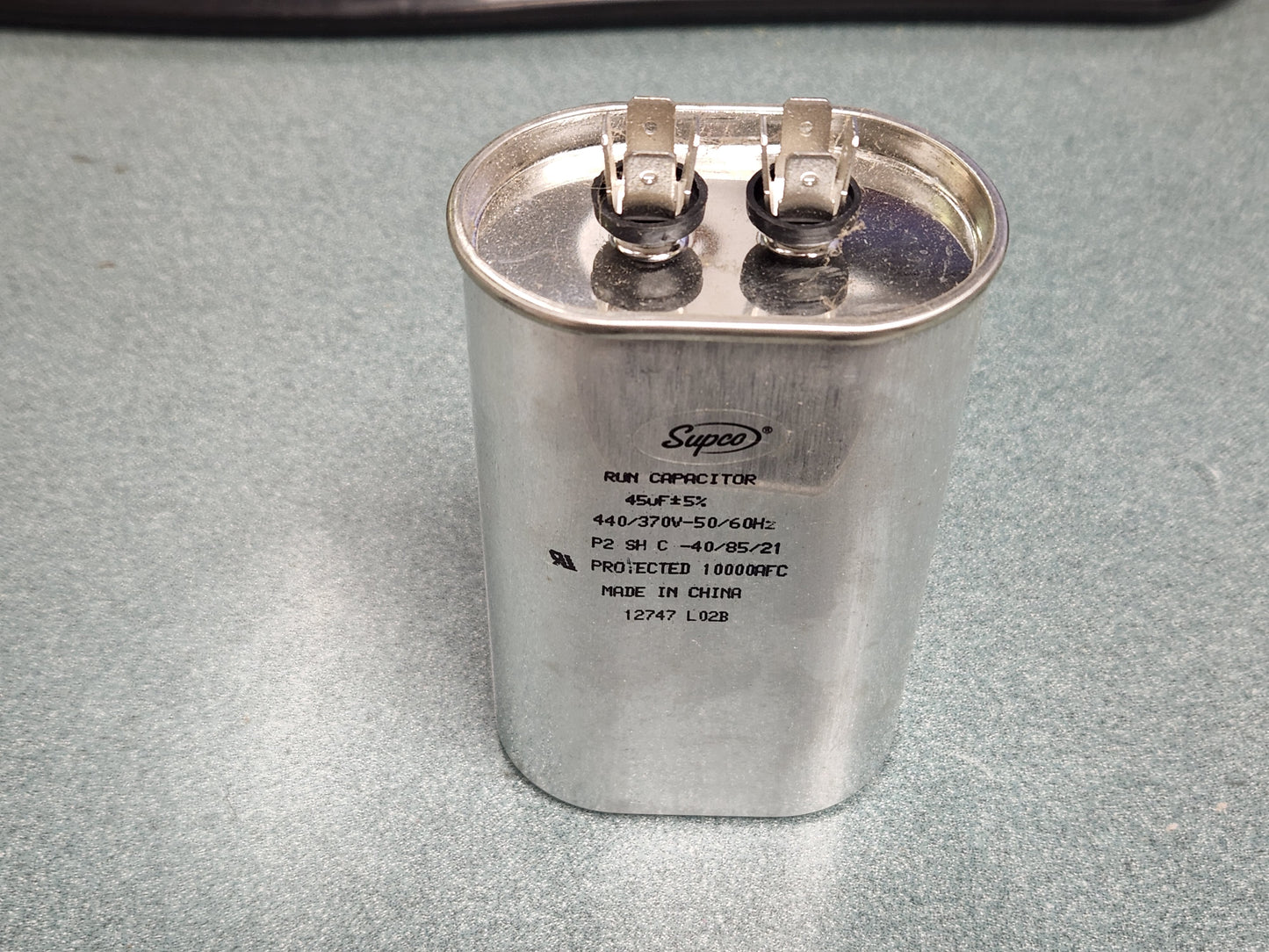 45 UF x 440 V Run Capacitor Oval