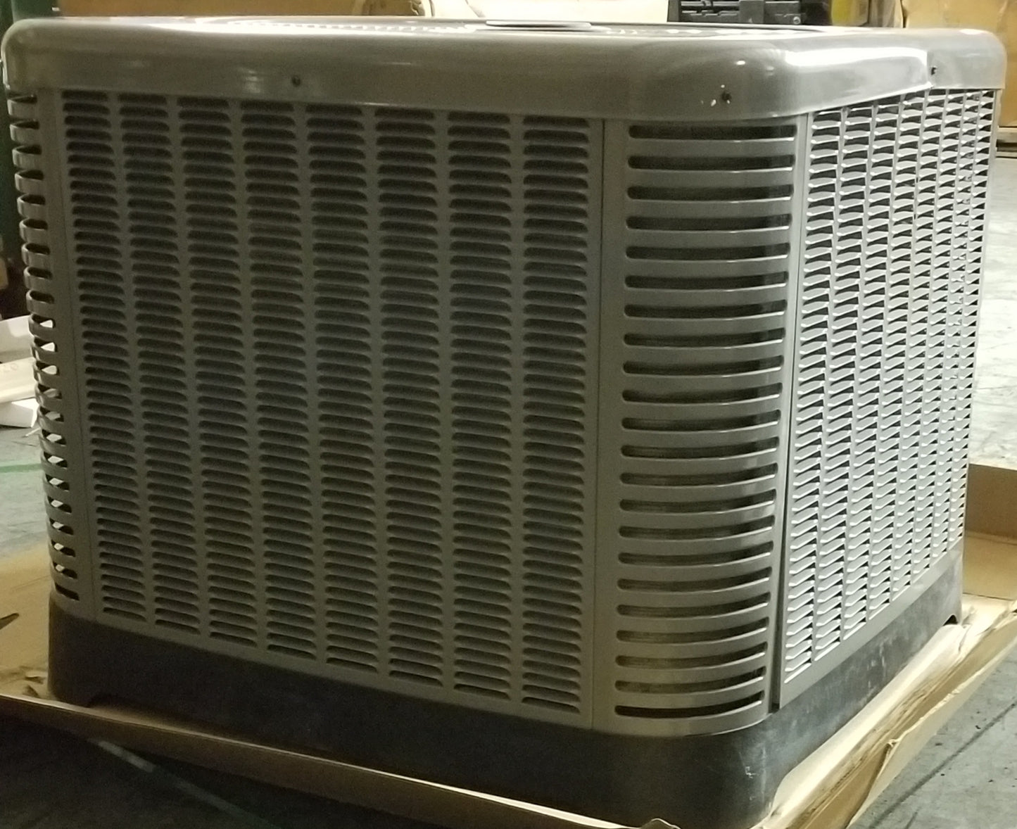 COMMERCIAL USE ONLY 3.5 Ton Single Stage Split-System Heat Pump, 13 SEER 460/60/3 R-410A