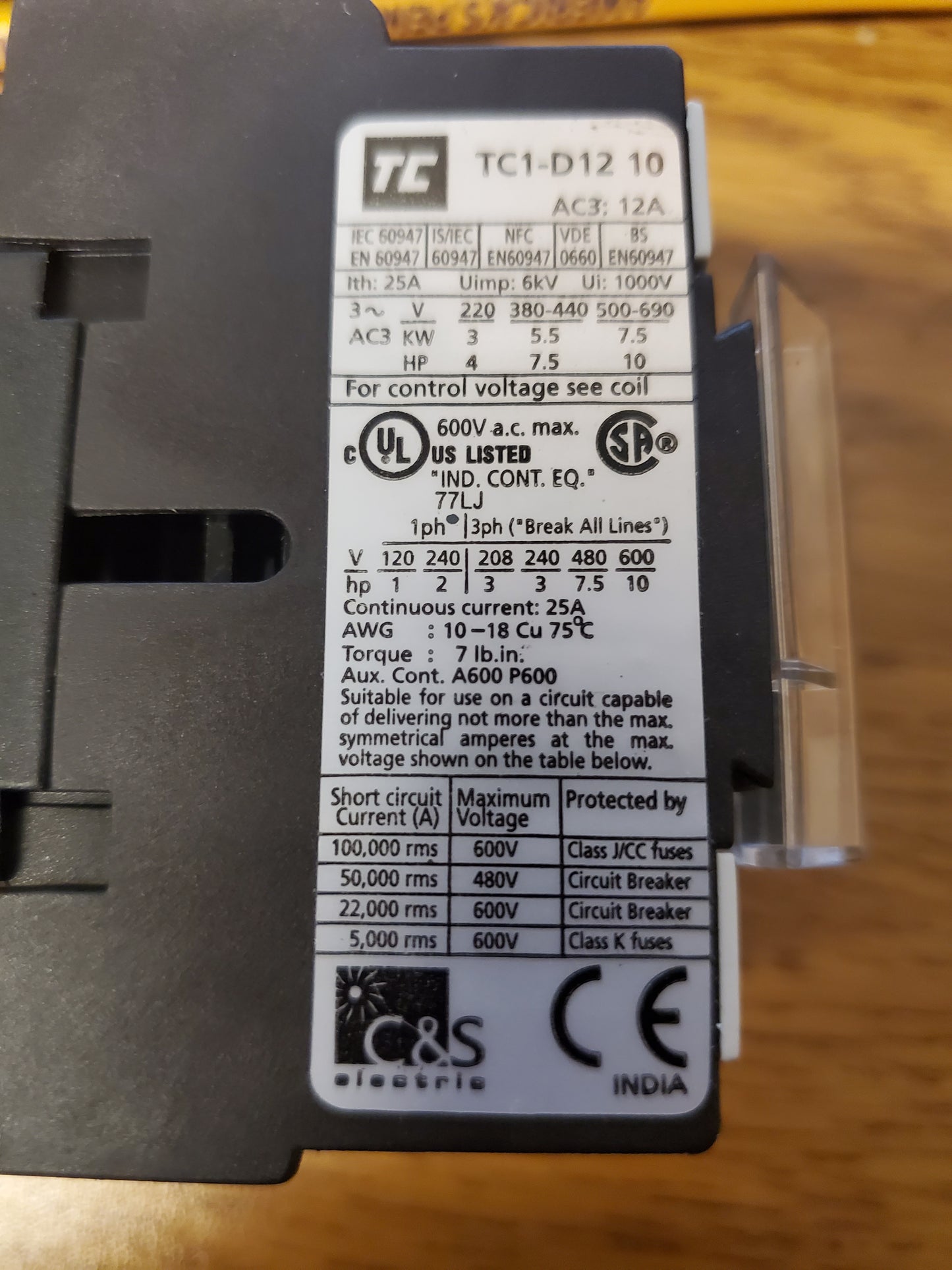 Contactor de 3 polos, 12 amperios, bobina de 120 V