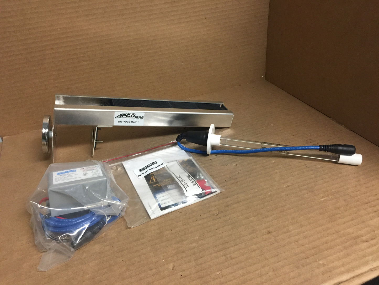 Apco Mag 11 In-Duct Whole House Air Purifier W/ Single Lamp; 18-32 VAC