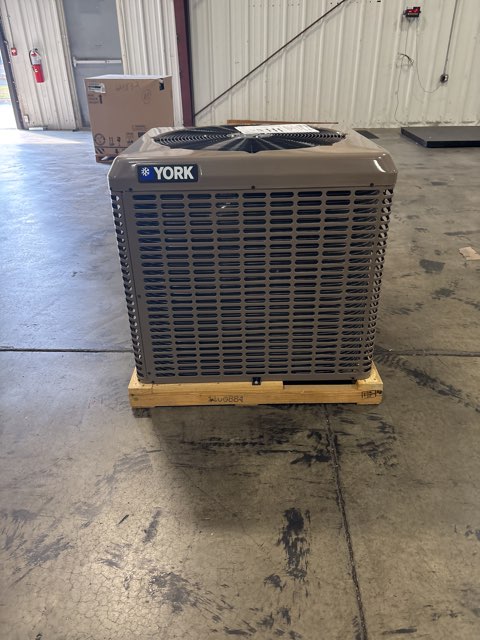 Aire acondicionado de sistema dividido de 3,5 toneladas 460/60/3 R410A 13 Seer