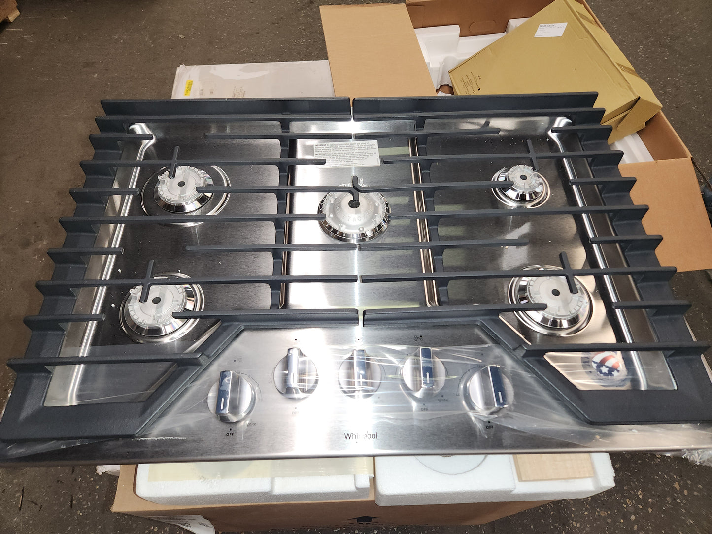 30" Built-In Gas Cooktop with Five Accusimmer Burners