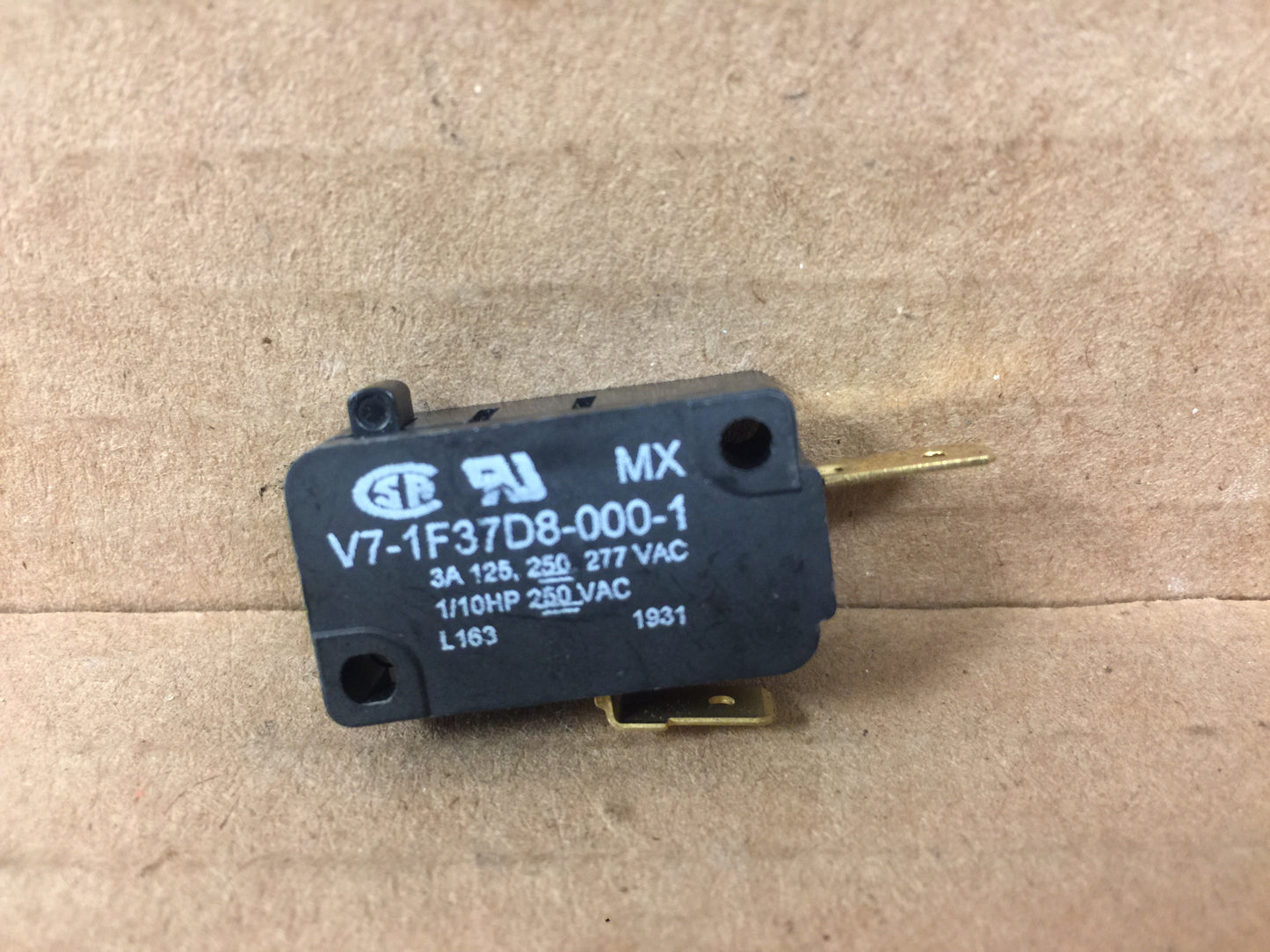 Switch; Specialty; 125/250/277 VAC, STD Force/Mintr 3A