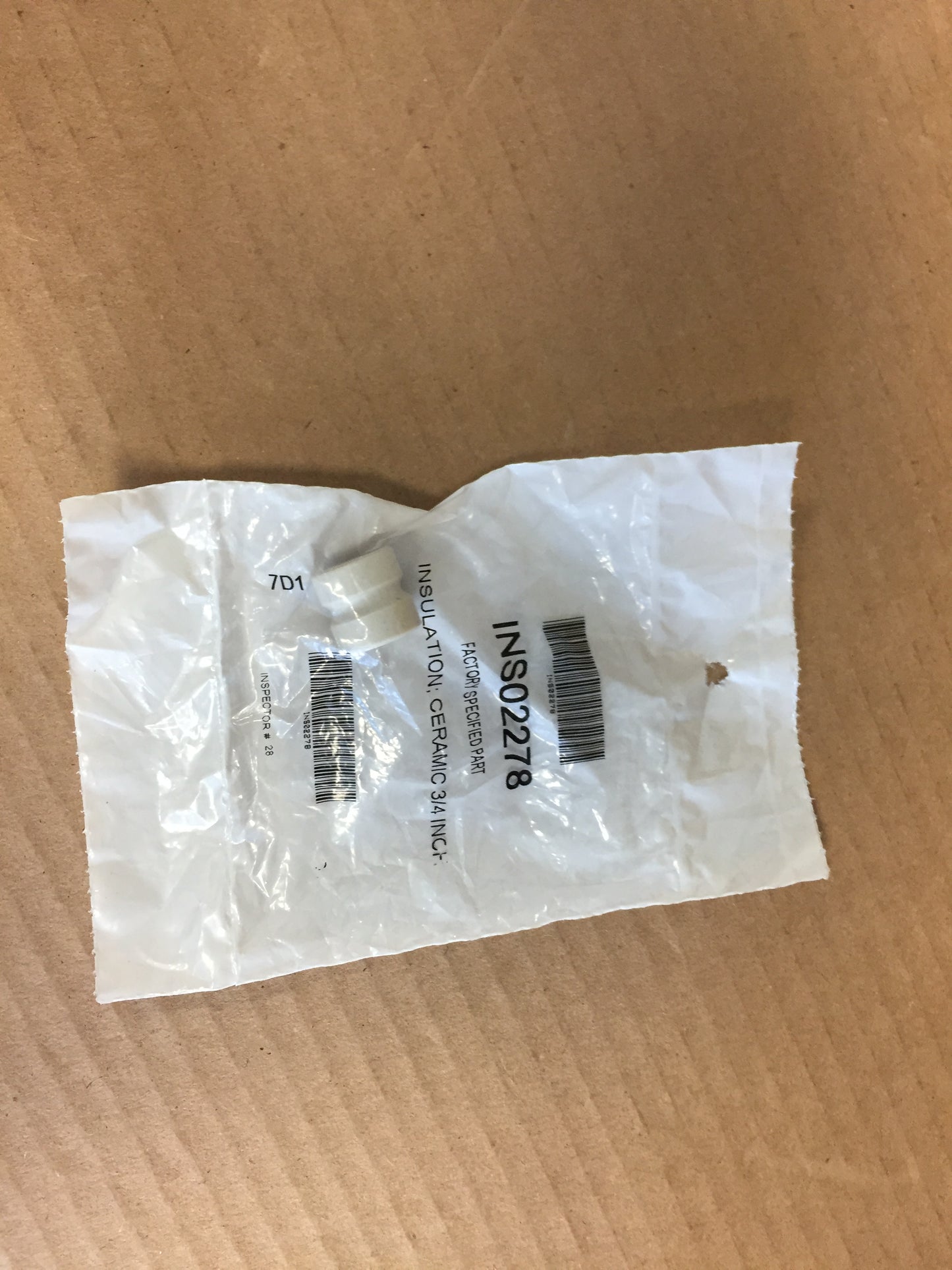 Ceramic Grooved Bushing Insulator, 11/16"