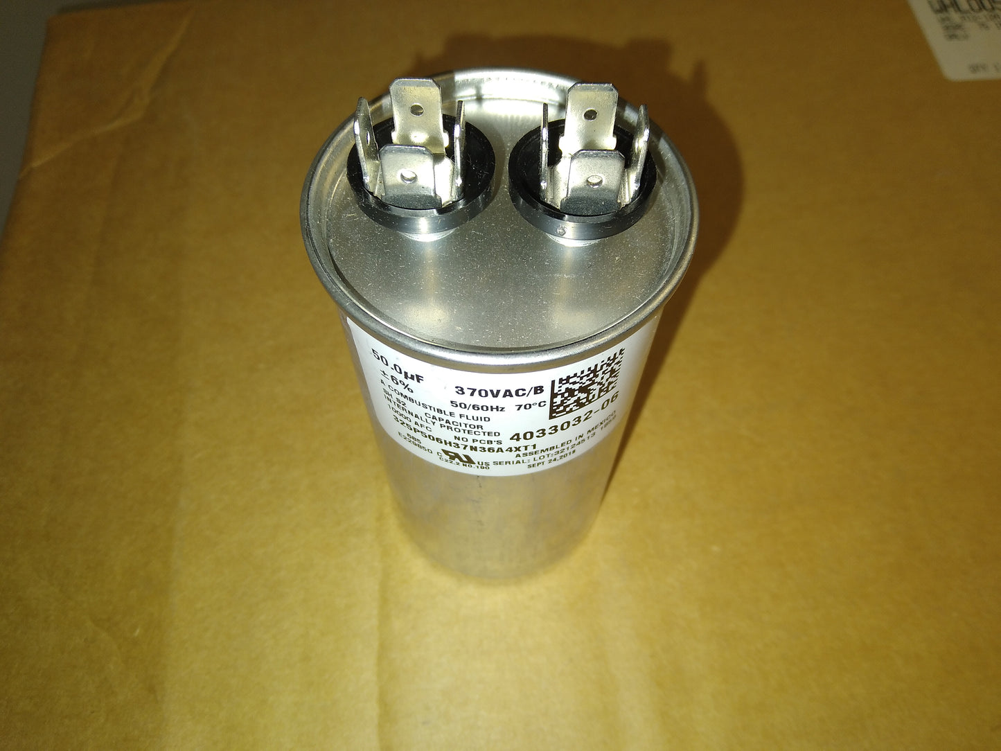 50UF x 370VAC Round Run Capacitor 50/60 Hz