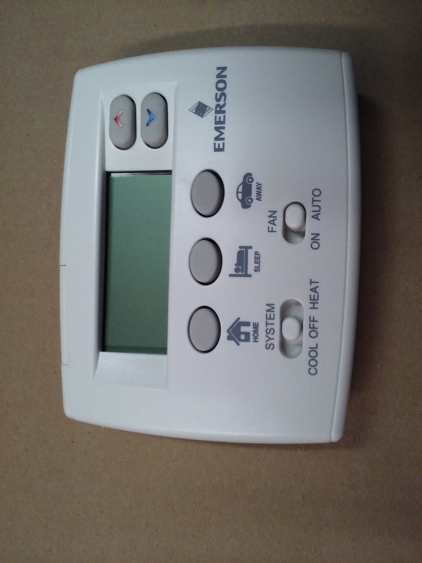 Universal 24V 1 Heat/1 Cool Blue Easy Set Non-Programmable 1-Stg Thermostat