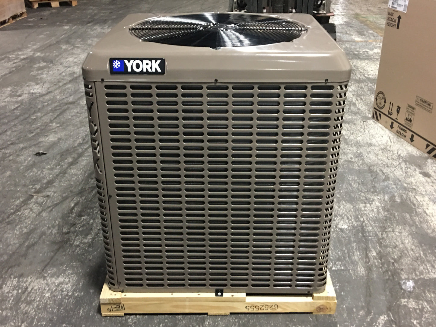 3 Ton Split System Heat Pump; 16 SEER, 208/230-60-1, R410A