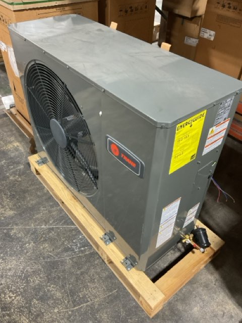 2 Ton Variable Speed Split-System Communicating Heat Pump 208-230/60/1 R410A 19 SEER