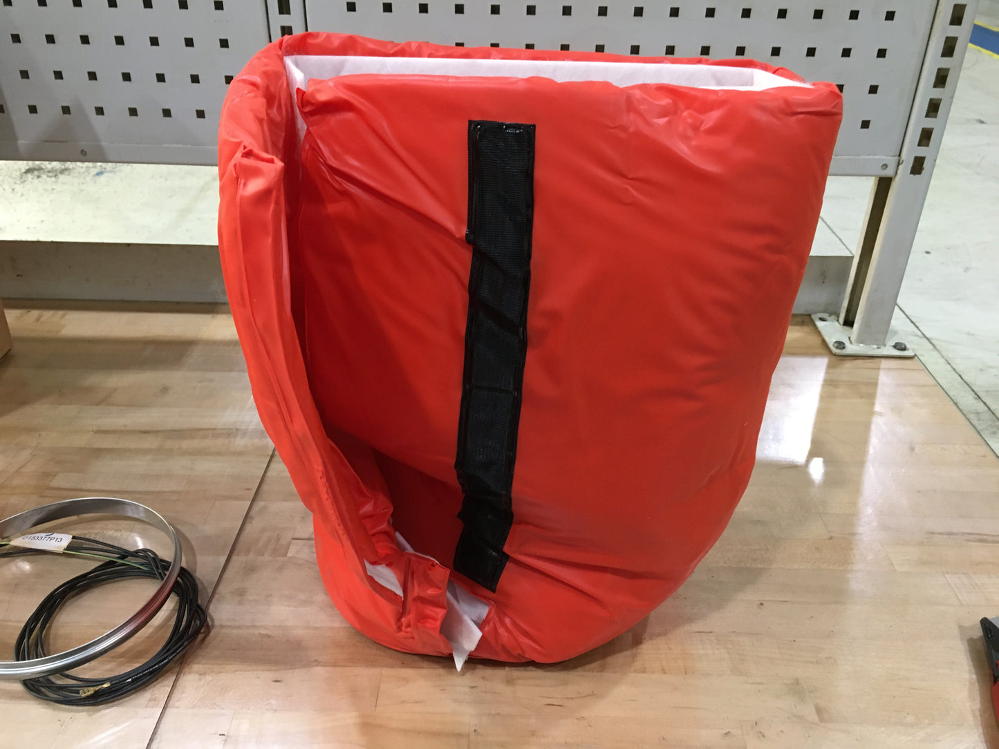 Sump Heater and Noise Enclosure to Air Conditioners and Heating Pumps Containing Scroll Compressors