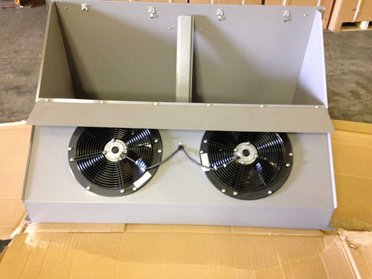 12-1/2 Ton Vertical Power Exhaust, 460/60/3