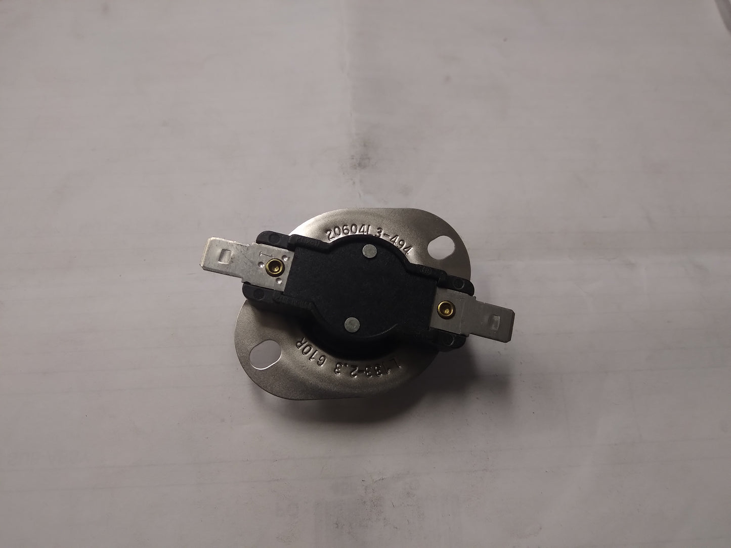 Snap Disc Limit Swith SPST Open 135 Deg F Closes 110 Deg F