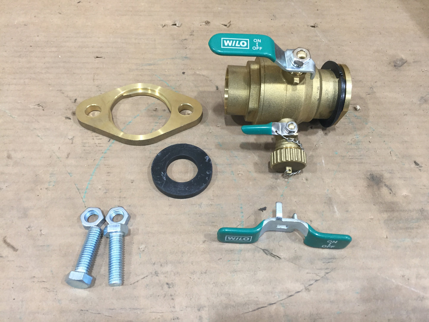 1-1/2" HV Sweat with Purge; Bronze Swivel Flange Ball Valve Kit