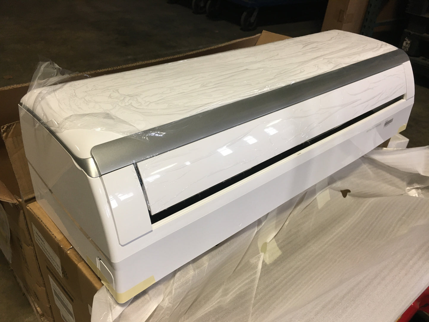 12,000 Btu Single Zone Indoor Heat Pump Mini Split Unit, 16 Seer 115/60/1 R410A