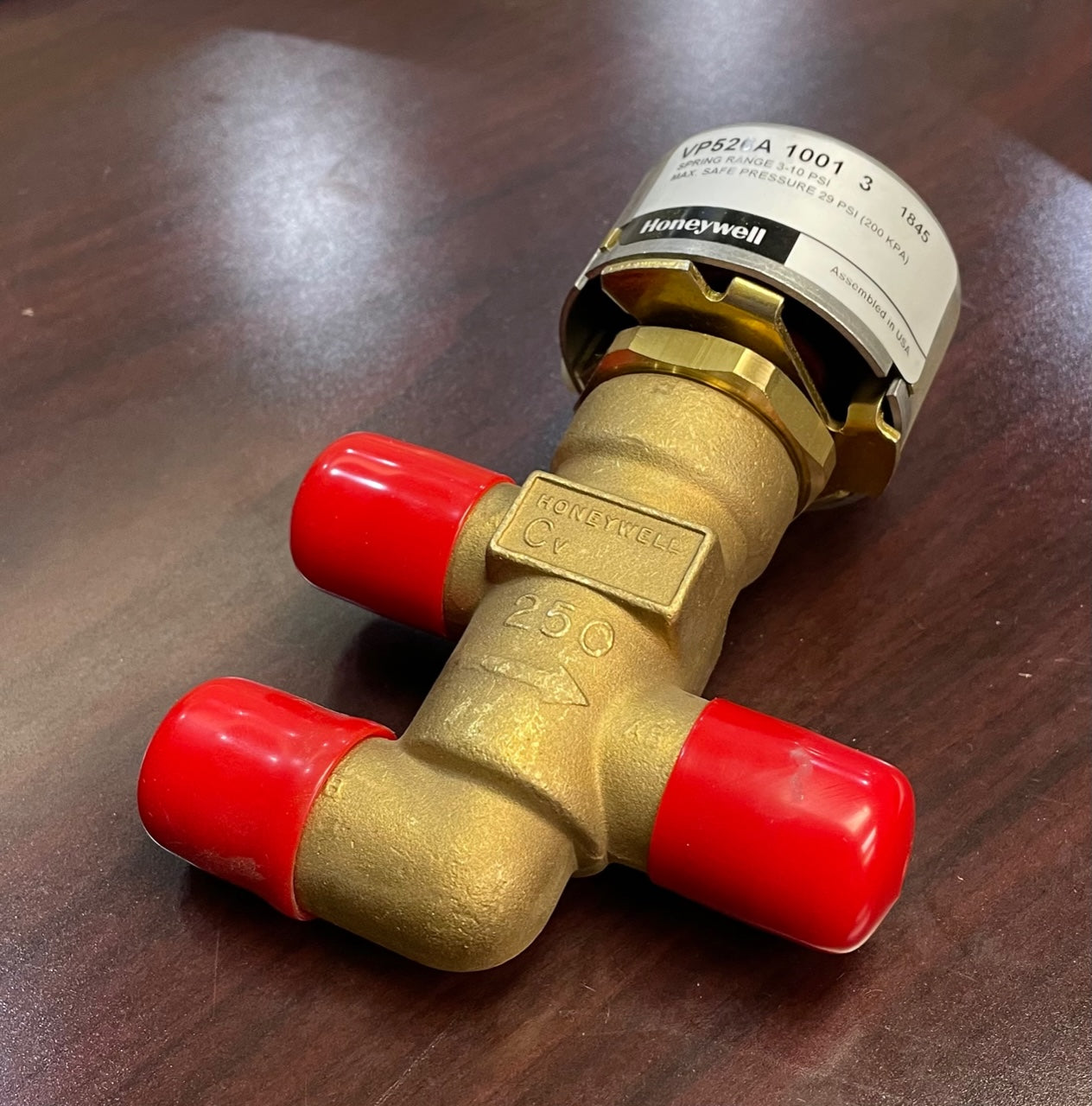 5/8" Flared 3-Way Pneumatic Unitary Valve