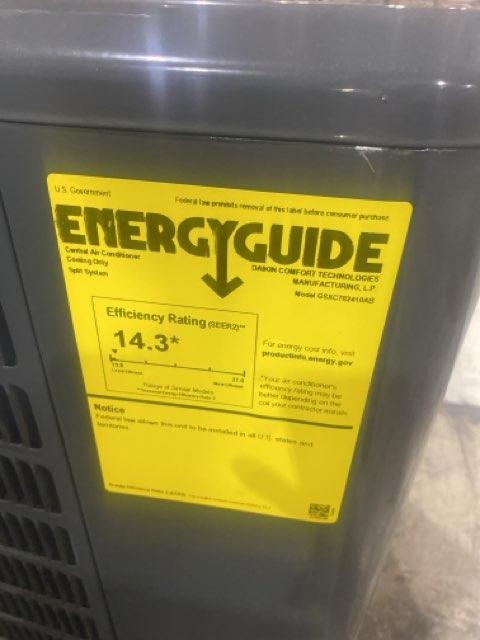 40,000 BTU Low NOx Up/Horz Comm Comp Gas Furnace 96%, 2 Ton SS Comm AC 17 SEER2 and 7 Pin Connector
