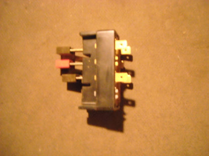 GE 3 BUTTON HEATER SWITCH