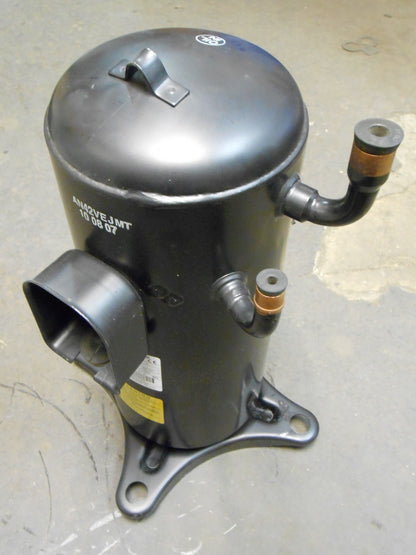 3-1/2 TON AC/HP SCROLL COMPRESSOR 240/50/1 R-410A