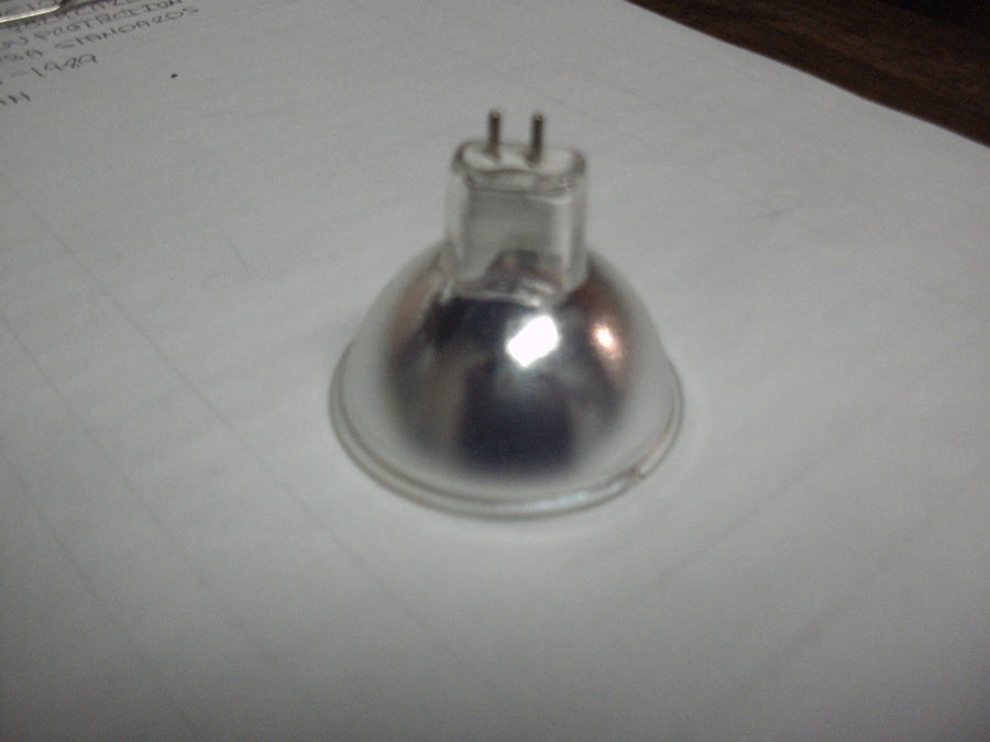 30 WATT 10.8 HALOGEN PROJECTOR LAMP WITH GX5.3 2-PIN BASE