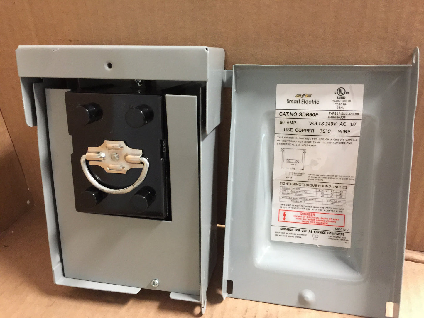 Desconexión por fusible de 60 amperios