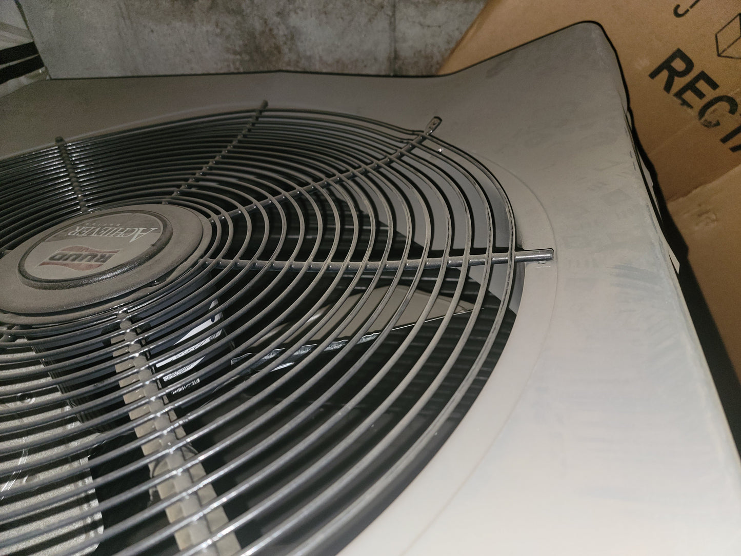 Aire acondicionado de sistema dividido de 4 toneladas 208-230/60/3 R-410A Seer 13