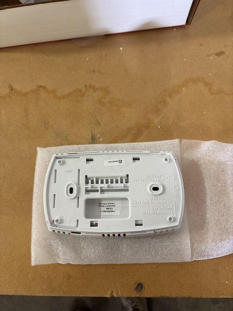 Wireless Zoning Adapter Kit/W Focuspro" 5-1-1 Programmable Multi-Stage Digital Thermostat"