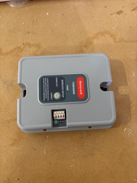 Wireless Zoning Adapter Kit/W Focuspro" 5-1-1 Programmable Multi-Stage Digital Thermostat"