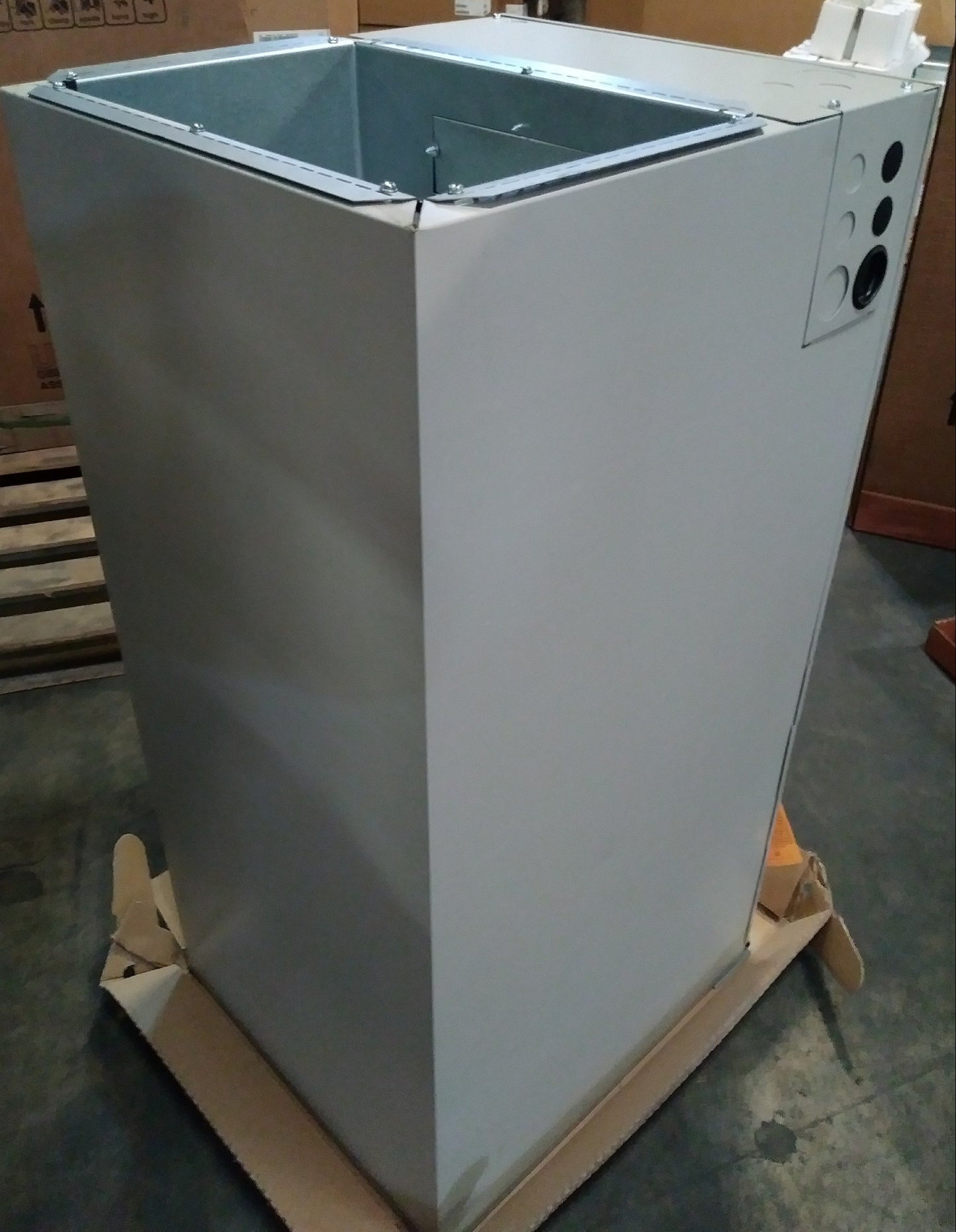 Fan coil multiposición de velocidad variable de CA/HP de 2 toneladas con tecnología de serpentín de microcanal Anteater, 16 SEER