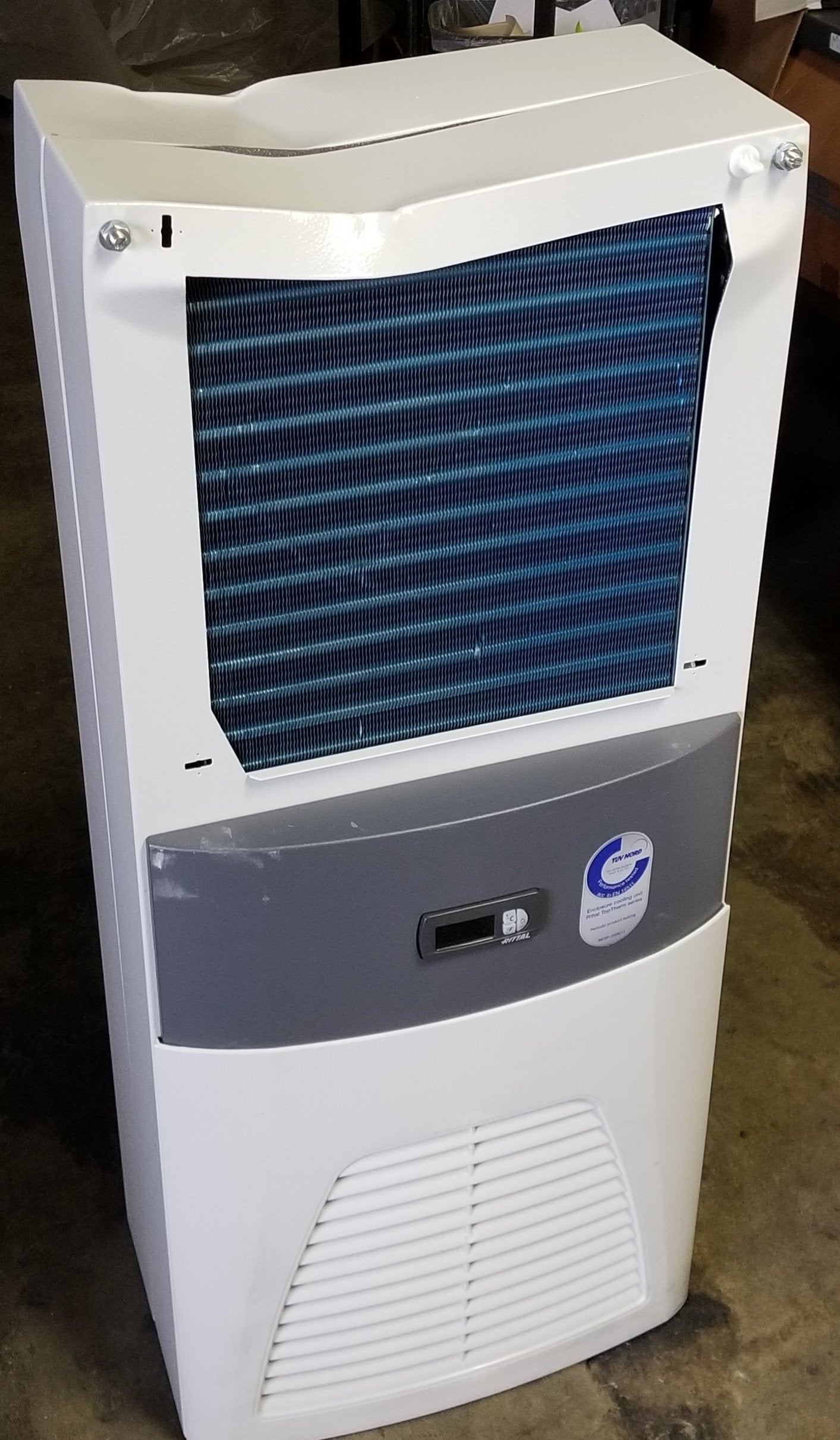 5157 Btuh R-134A Refrigeration Enclosure/Cabinet Package Air Conditioner, 115/50/60/1