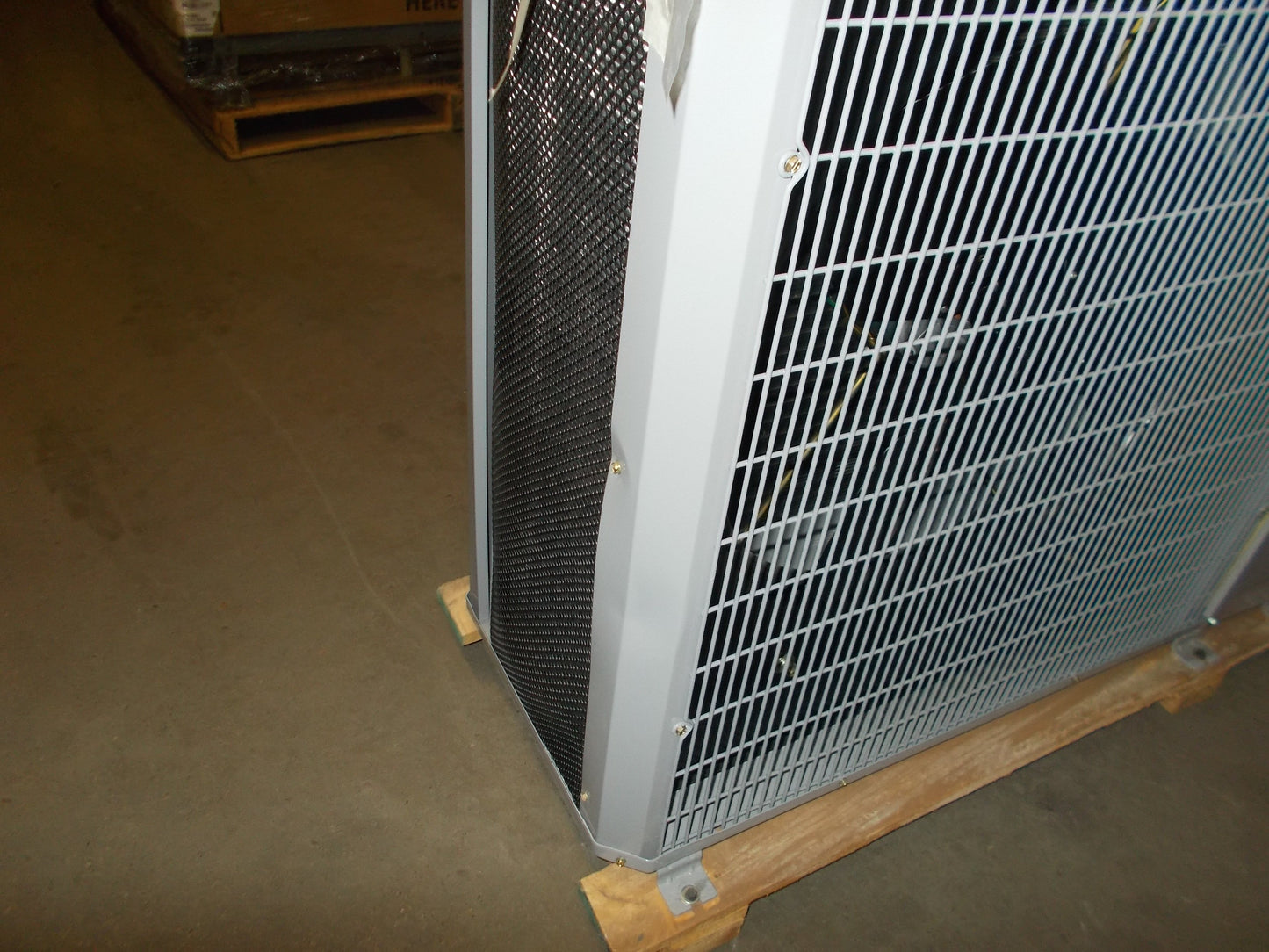 Unidad de aire acondicionado con bomba de calor minisplit para exteriores de zona única de 4 toneladas, serie Performance