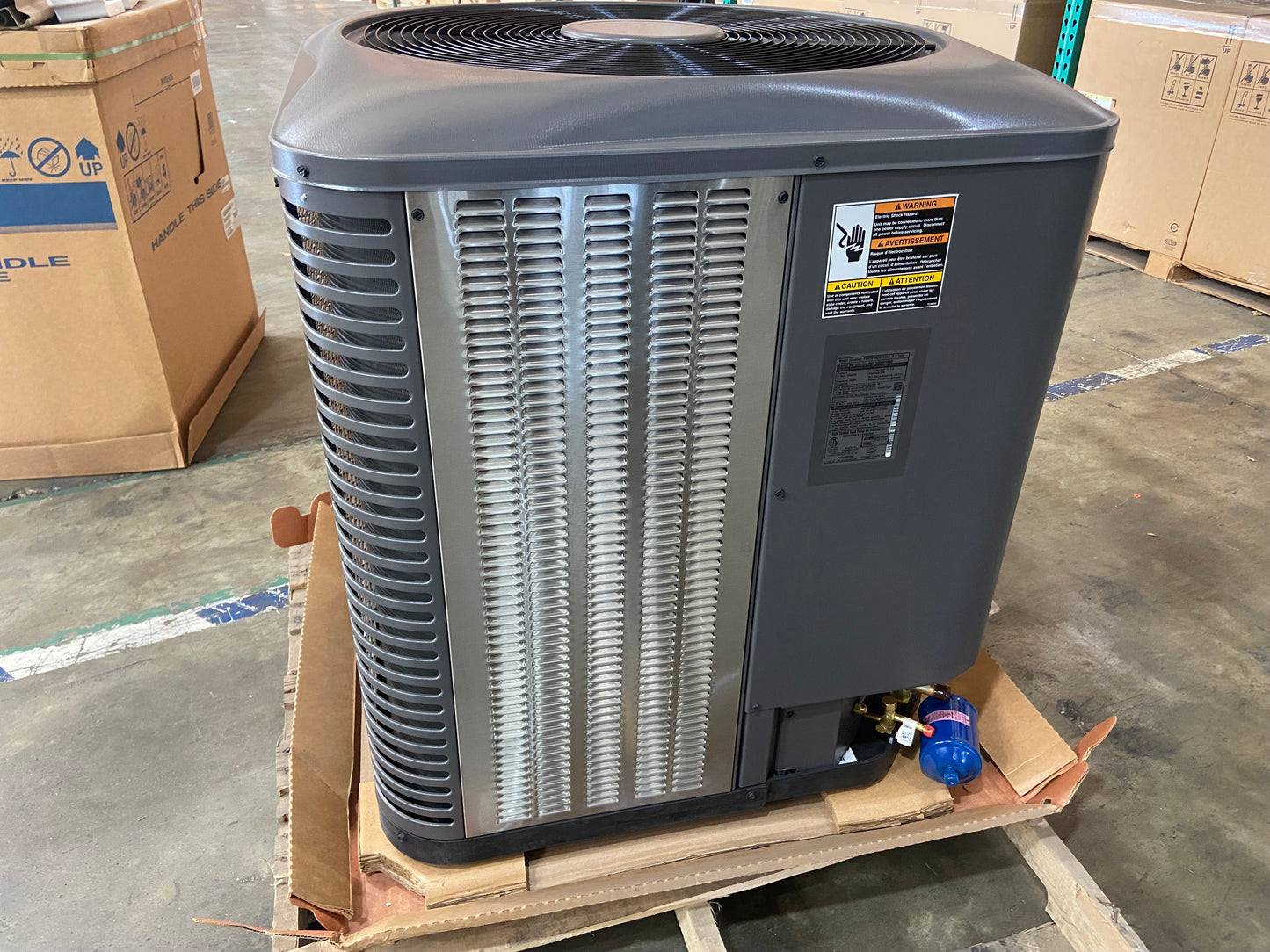 Bomba de calor de sistema dividido con unidad IQ de ultra alta eficiencia de 2 toneladas