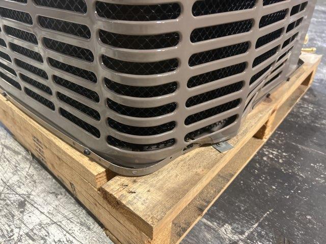 4 Ton LX Series Split-System Air Conditioner; 208-230/60/1, 13 SEER, W1M4228119