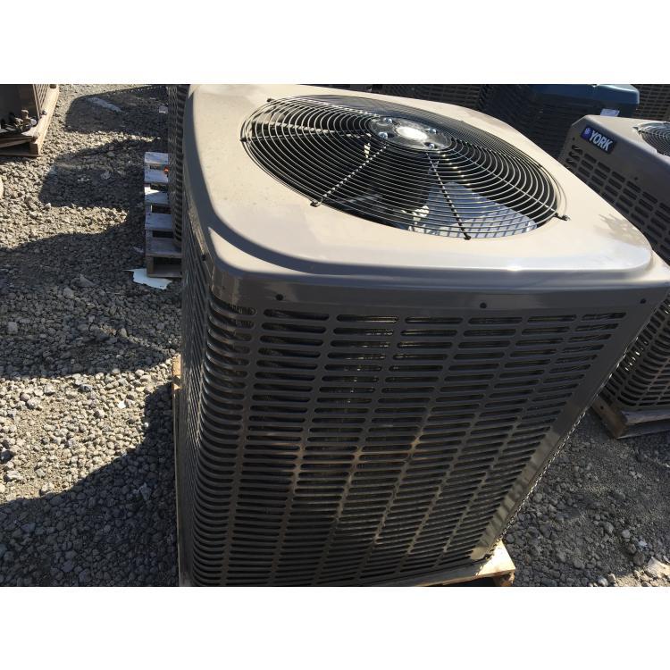COMMERCIAL USE ONLY 3 Ton LX Series Split-System Heat Pump 460/60/3 R-410A