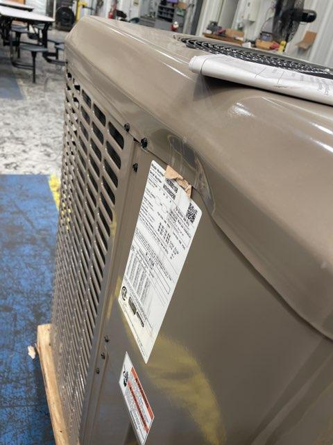 2.5 Ton Single Stage LX Series Split-System Heat Pump; 14 SEER, 208-230/60/1, R-410A